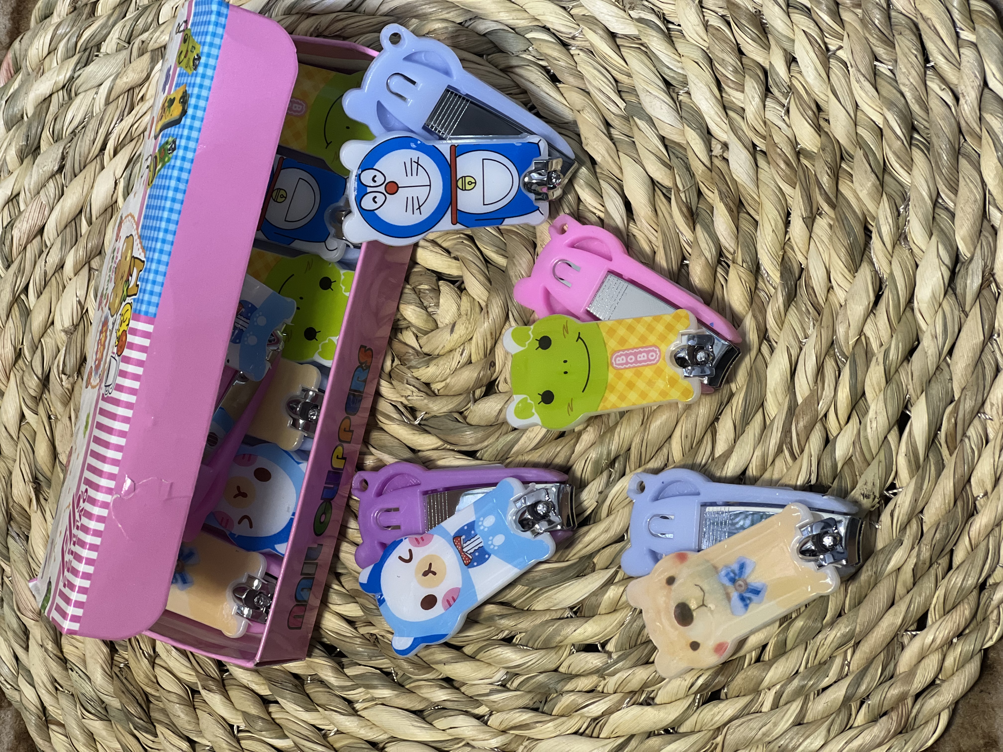 ناخنگیر تک عروسکی کد ۱۱۹۶